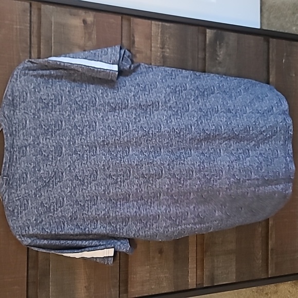 Hollister Men's Blue T-Shirt - Picture 5 of 5